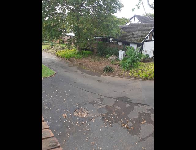 1 BEDROOM FLAT TO LET IN HILLCREST CENTRAL